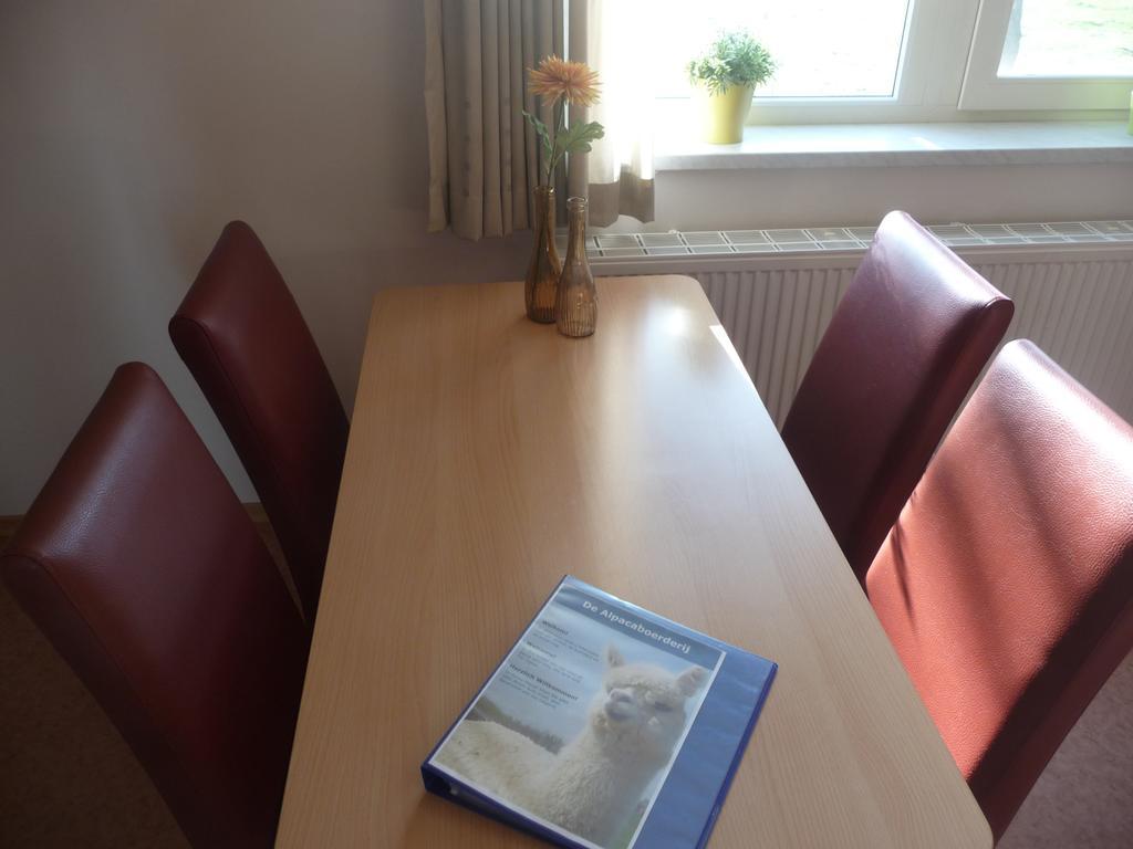 De Alpacaboerderij Apartment Bocholt Стая снимка